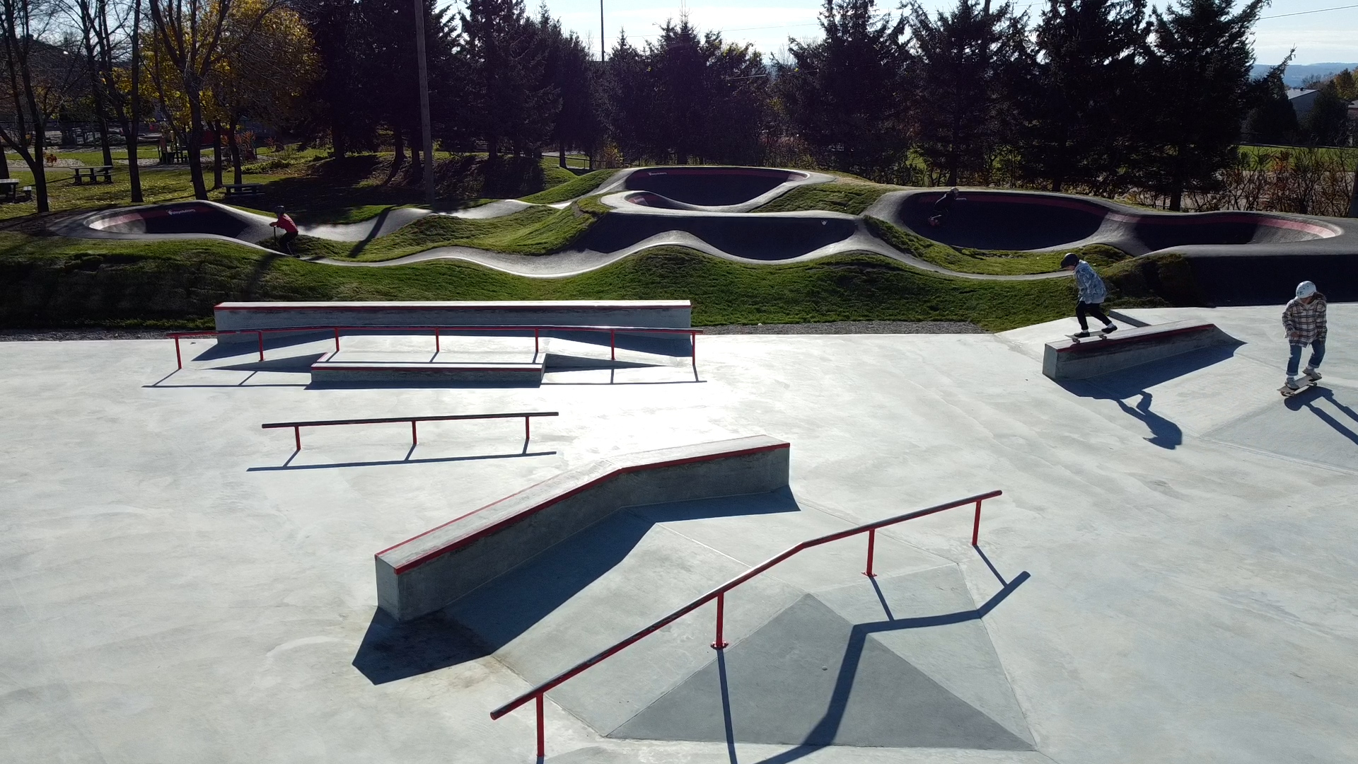 Skatepark_04.jpg (992 KB)